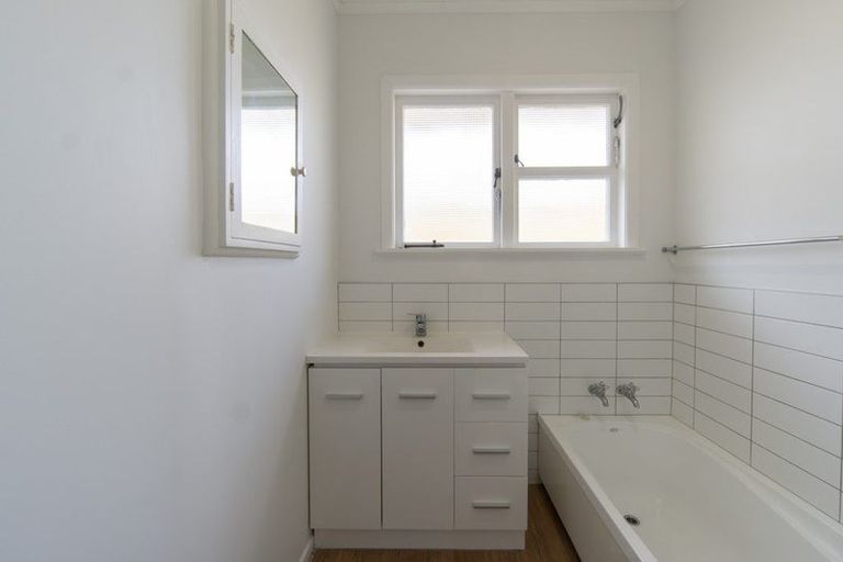 Photo of property in 9 Insoll Avenue, Enderley, Hamilton, 3214