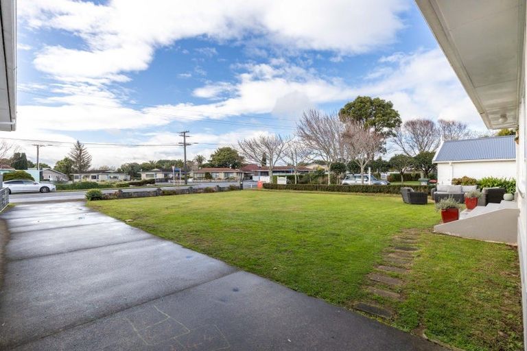 Photo of property in 120 Cutfield Road, Westown, New Plymouth, 4310
