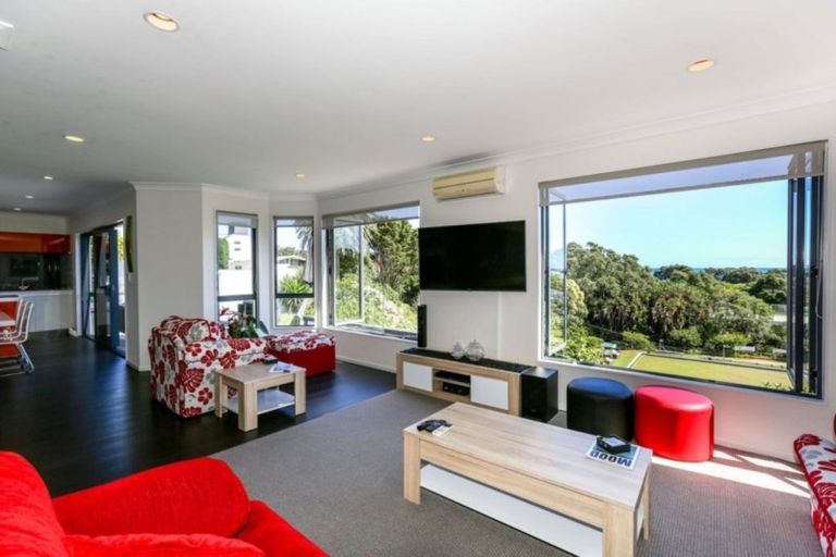 Photo of property in 401 Devon Street East, Strandon, New Plymouth, 4312