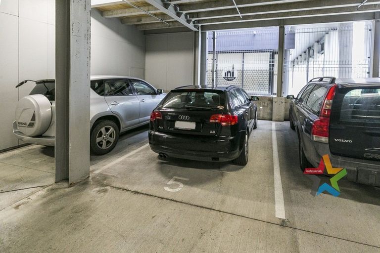 Photo of property in Vsp Nothern Tower, 1202/166 Victoria Street, Te Aro, Wellington, 6011