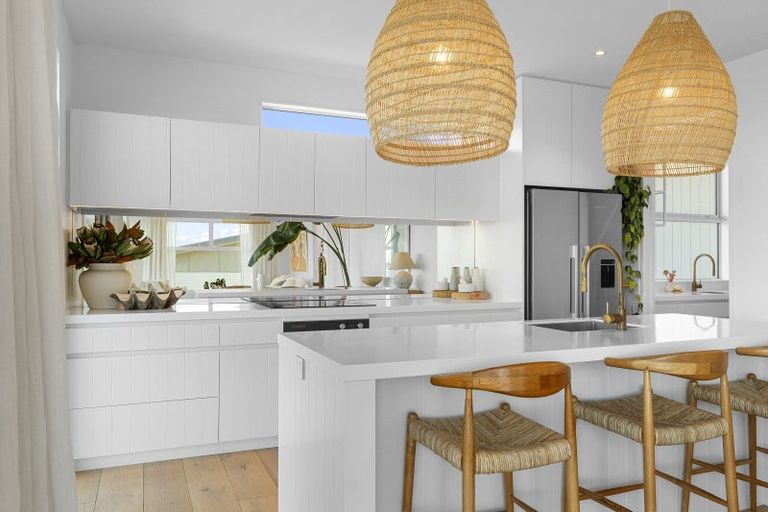 Photo of property in 89f Taylors Mistake Road, Scarborough, Christchurch, 8081