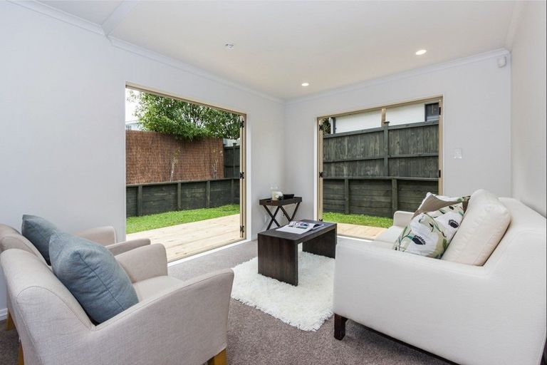 Photo of property in 41a Alberta Street, Point Chevalier, Auckland, 1022
