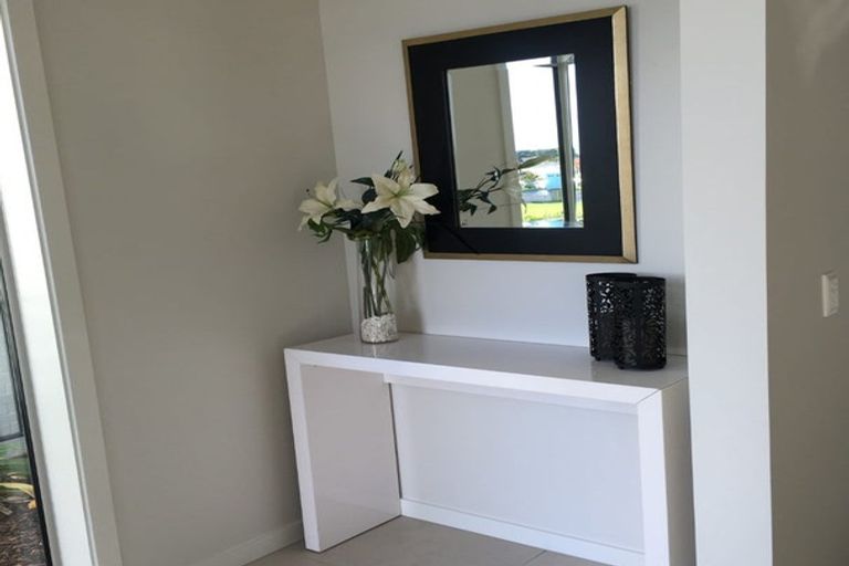 Photo of property in 16 Plantation Terrace, Orewa, 0931