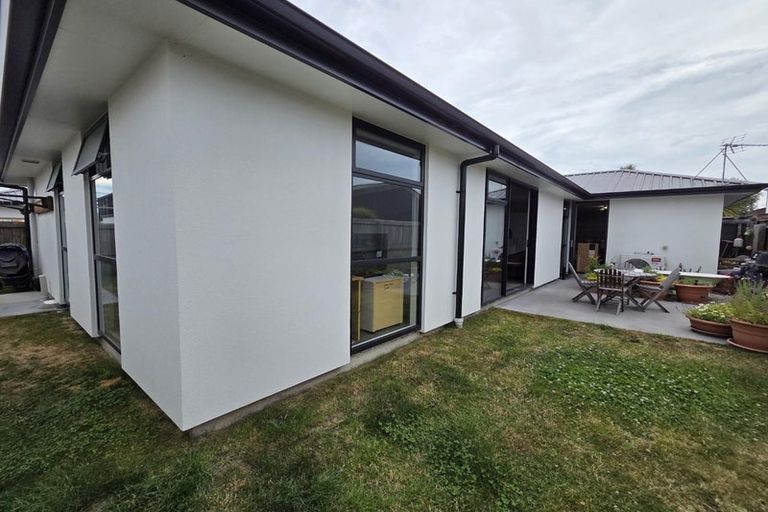 Photo of property in 167 Marine Parade, New Brighton, Christchurch, 8083
