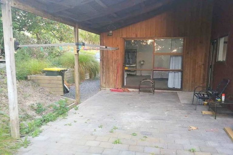 Photo of property in 37 Seon Place, Birkdale, Auckland, 0626