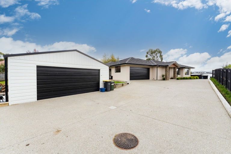 Photo of property in 42 Heathfield Drive, Mosgiel, 9024