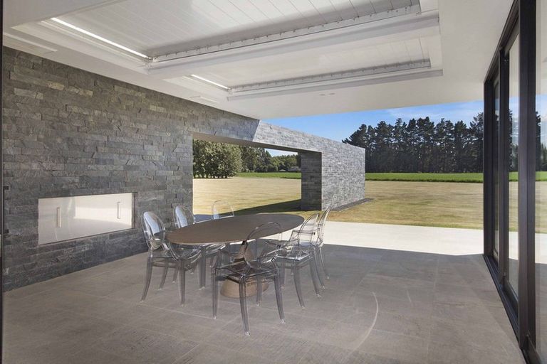 Photo of property in 400 Pound Road, Yaldhurst, Christchurch, 7676