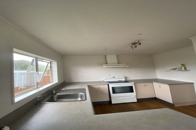 Photo of property in 101 Hillcrest Drive, Kelvin Grove, Palmerston North, 4414