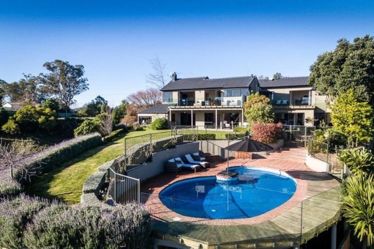 Photo of property in 194 Durham Drive, Havelock North, 4130