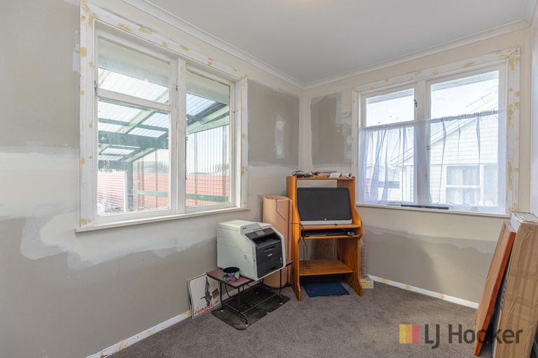 Photo of property in 82 Harper Street, Gonville, Whanganui, 4501
