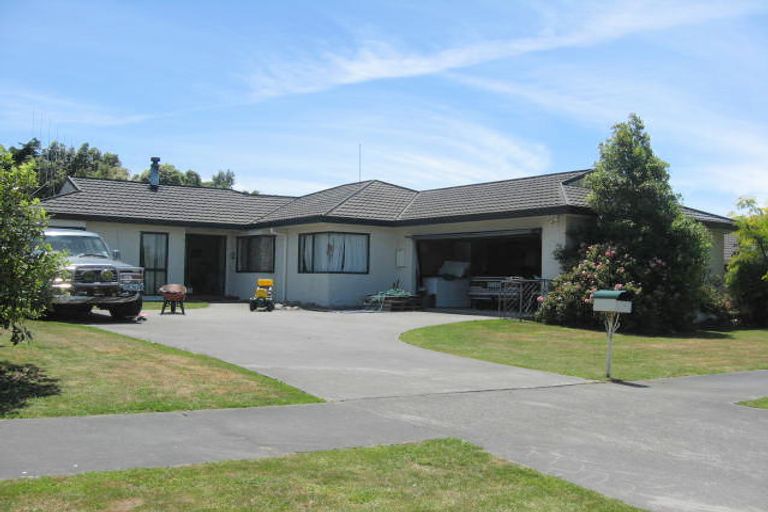 Photo of property in 25 Vista Drive, Feilding, 4702