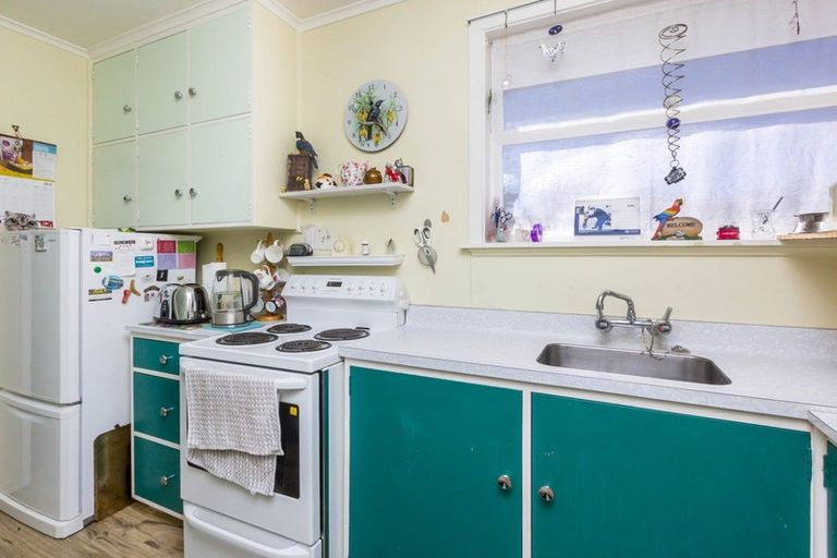 Photo of property in 4/13 Sutherland Avenue, Silverstream, Upper Hutt, 5019