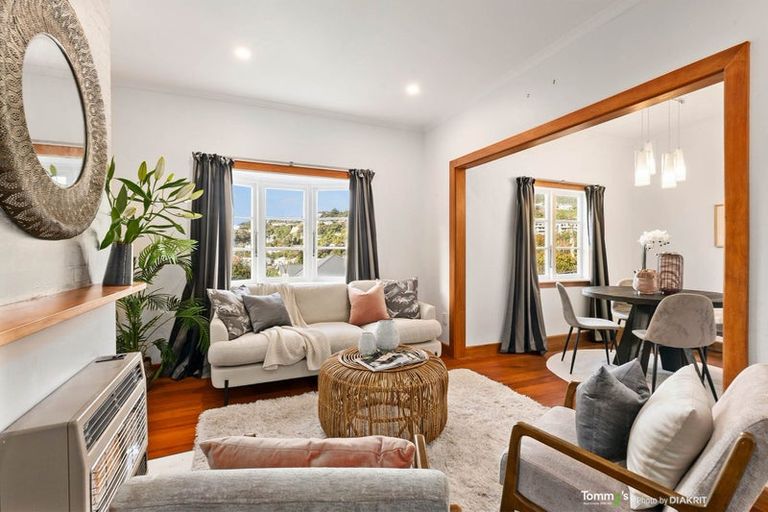 Photo of property in 6 Hathaway Avenue, Karori, Wellington, 6012