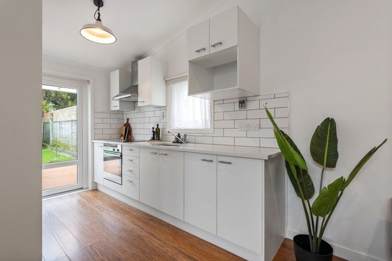 Photo of property in 17 Rolleston Street, Mount Cook, Wellington, 6021