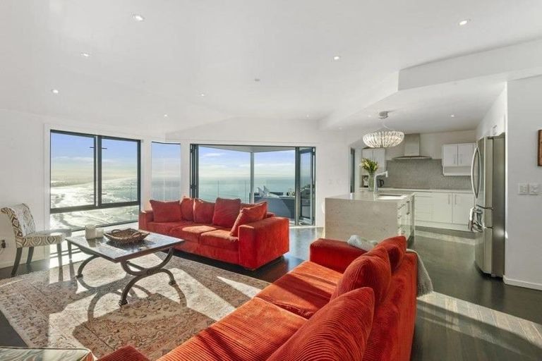 Photo of property in 82 Scarborough Road, Scarborough, Christchurch, 8081