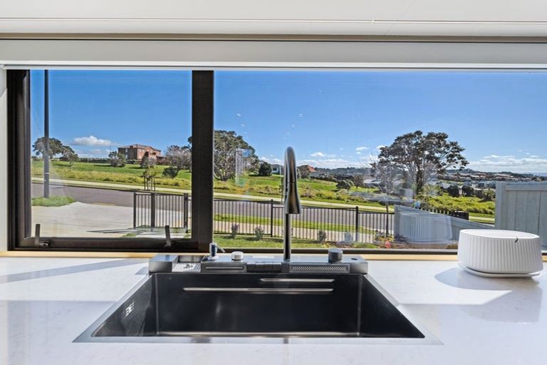 Photo of property in 65 Ta Moko Drive, Gulf Harbour, Whangaparaoa, 0930