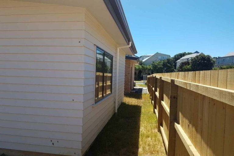 Photo of property in 114 Parkview Drive, Gulf Harbour, Whangaparaoa, 0930