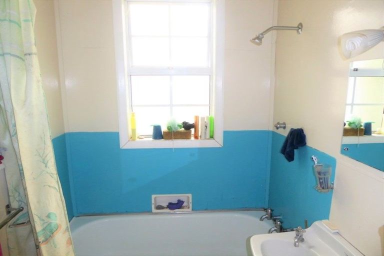 Photo of property in 28 Northumberland Street, North East Valley, Dunedin, 9010