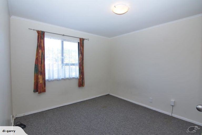 Photo of property in 71a Middleton Road, Johnsonville, Wellington, 6037