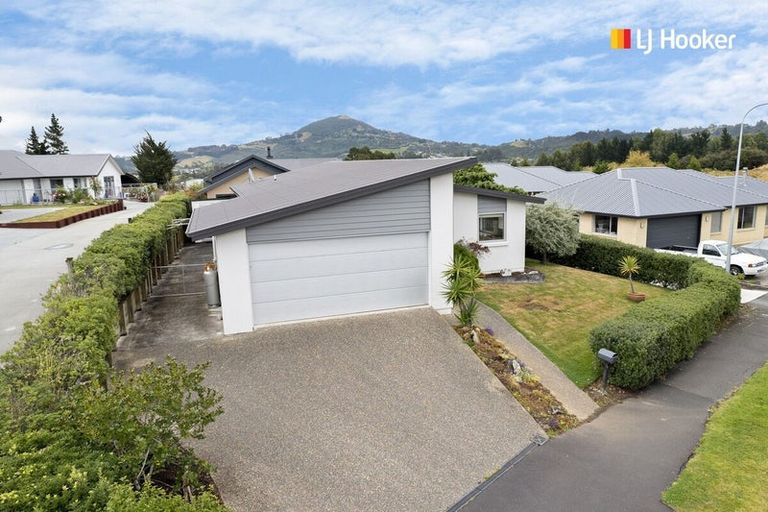 Photo of property in 38 Severn Street, Green Island, Dunedin, 9018