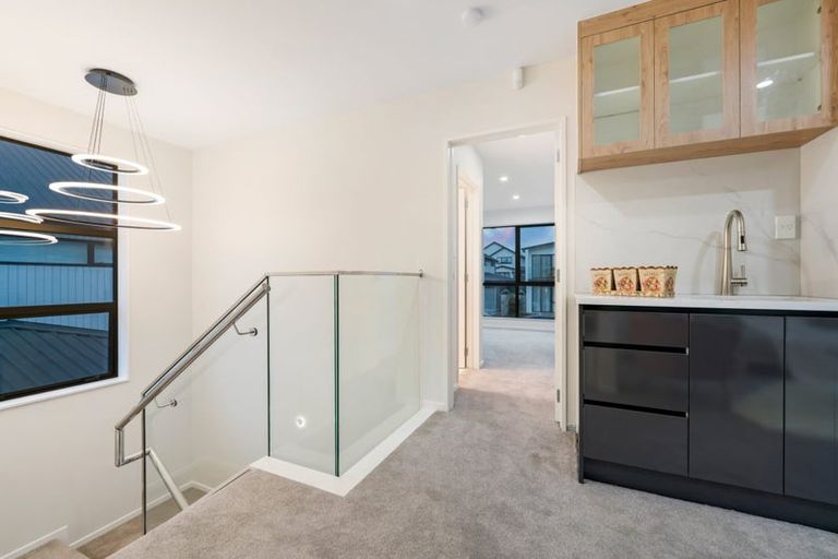 Photo of property in 21 Christella Street, Flat Bush, Auckland, 2019