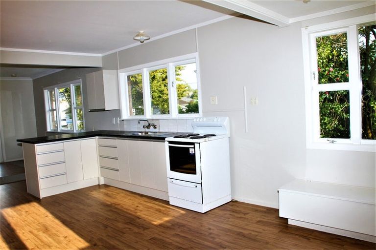 Photo of property in 10 Fenwick Crescent, Hillcrest, Hamilton, 3216