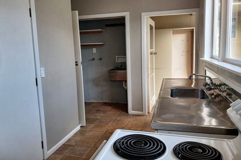 Photo of property in 2 Tweed Street, Roslyn, Palmerston North, 4414