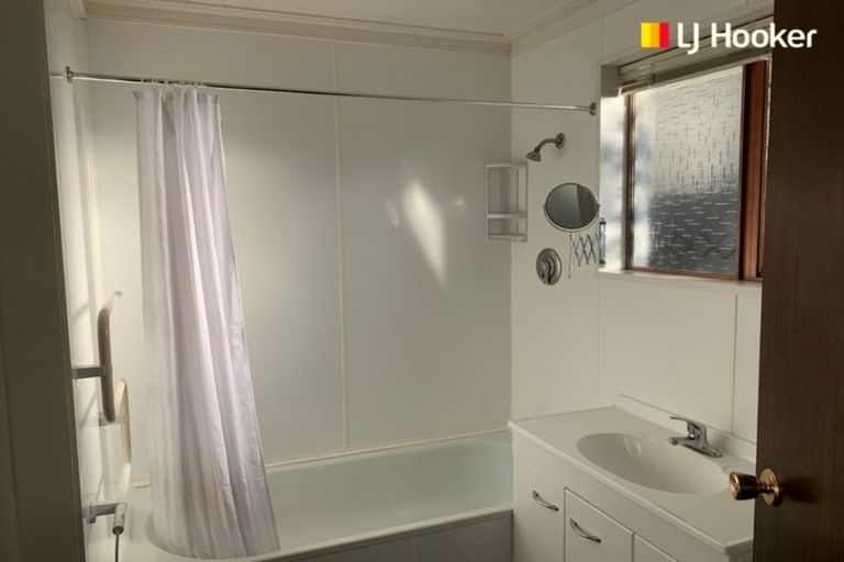 Photo of property in 16a Aberdeen Road, Saint Clair, Dunedin, 9012