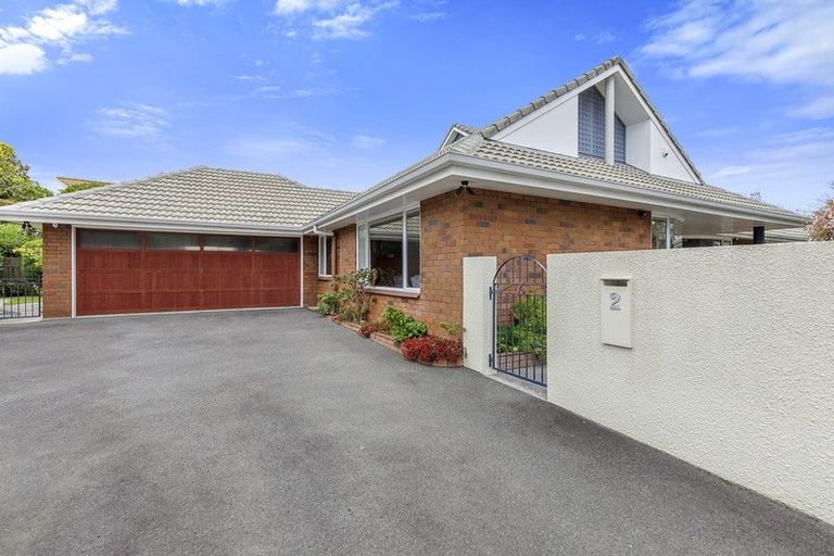 Photo of property in 2 Bloomfield Terrace, Hutt Central, Lower Hutt, 5010