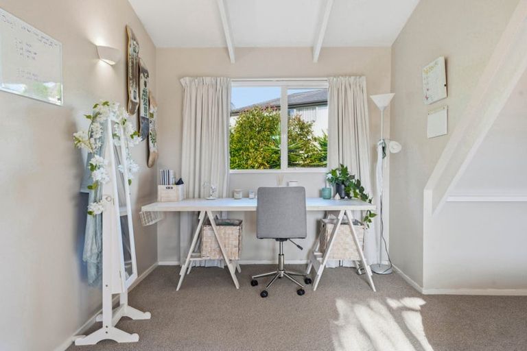 Photo of property in 5 Summerfield Lane, Albany, Auckland, 0632