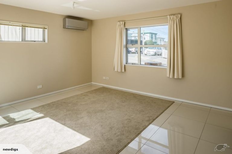 Photo of property in 16 Tapiri Street, Hataitai, Wellington, 6021