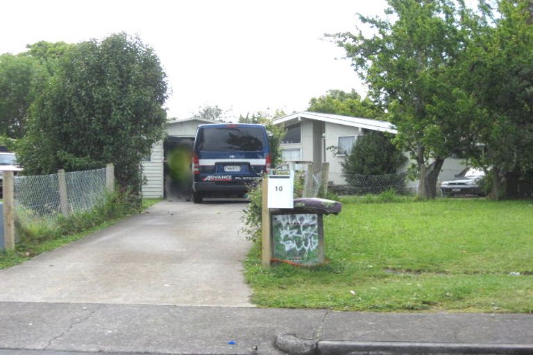 Photo of property in 10 Joanne Place, Rosehill, Papakura, 2113