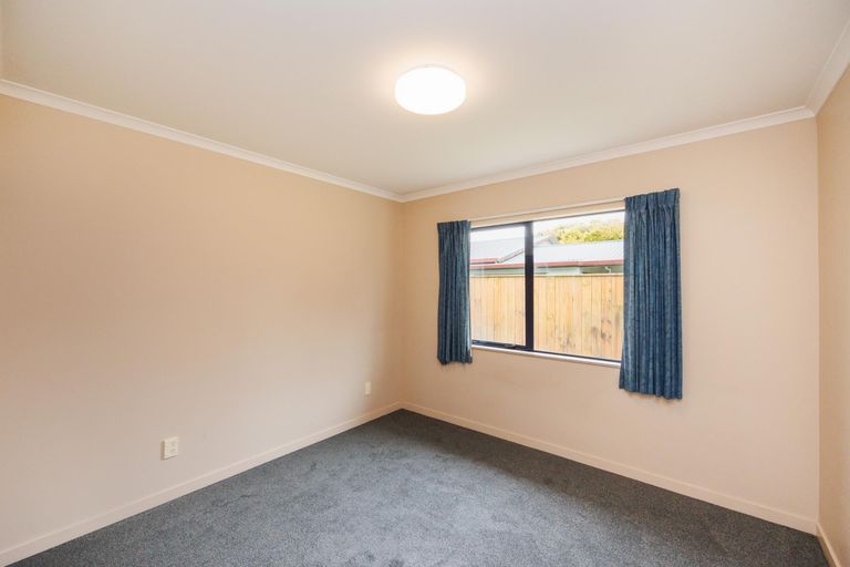 Photo of property in 27 Parnell Heights Drive, Kelvin Grove, Palmerston North, 4414