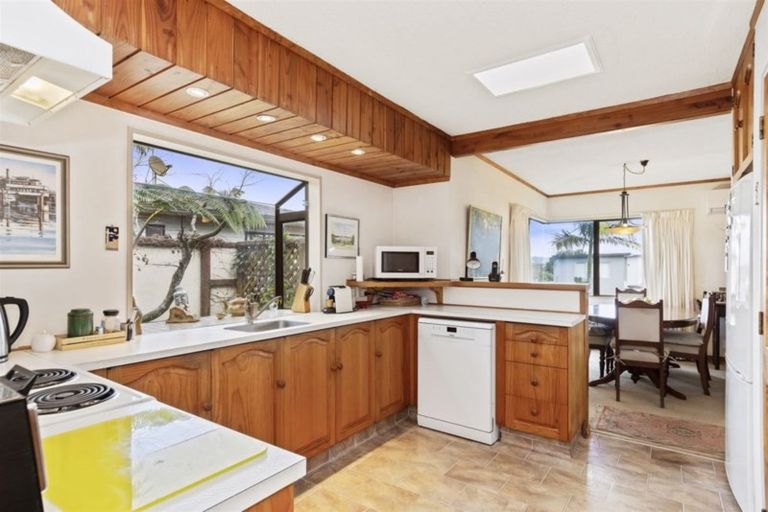 Photo of property in 102 Haukore Street, Hairini, Tauranga, 3112