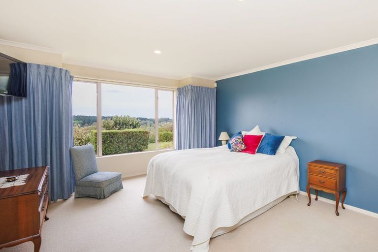 Photo of property in 144 Pacific Drive, Fitzherbert, Palmerston North, 4410