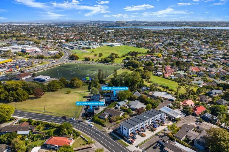 Photo of property in 8/10 Hutchinsons Road, Bucklands Beach, Auckland, 2014