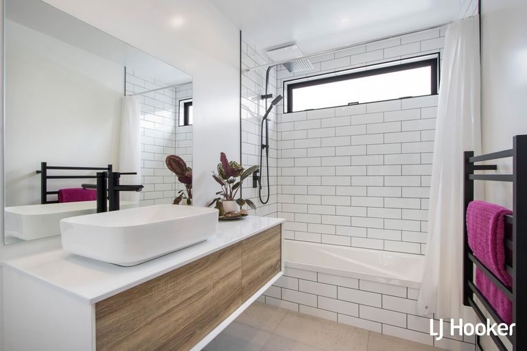 Photo of property in 38b Hillview Road, Waihi Beach, 3611