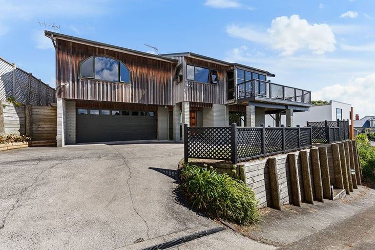Photo of property in 3b Barrett Street, Westown, New Plymouth, 4310