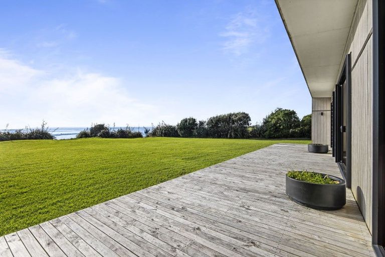 Photo of property in 317 Porikapa Road, Warea, New Plymouth, 4381