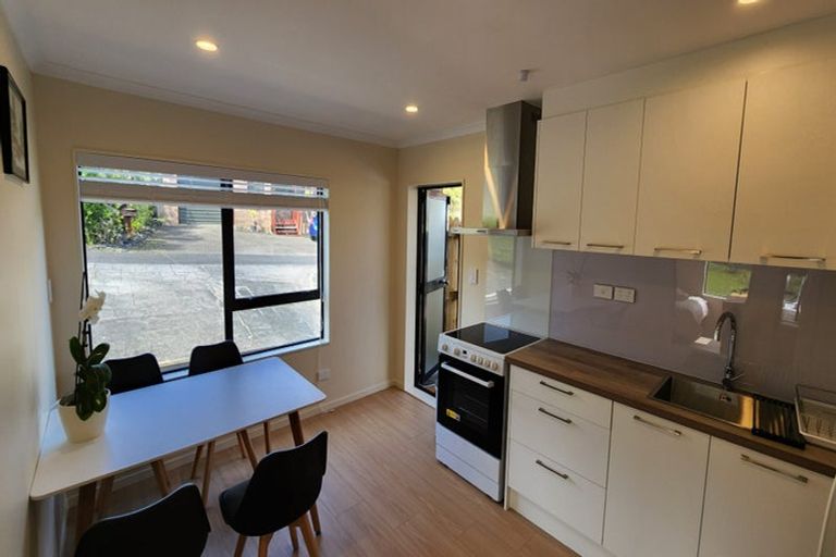 Photo of property in 20 Mercury Lane, Windsor Park, Auckland, 0632
