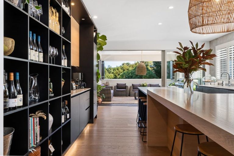 Photo of property in 39 Kiteroa Place, Cashmere, Christchurch, 8022