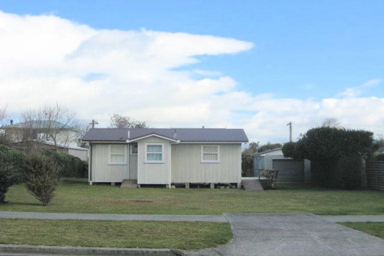 Photo of property in 13 Wharewaka Road, Wharewaka, Taupo, 3330