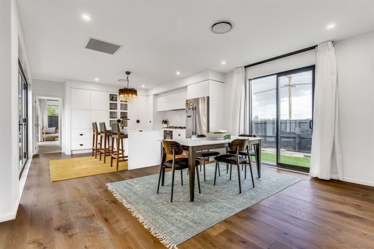 Photo of property in 2 Muirhill Street, Halswell, Christchurch, 8025