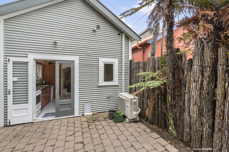 Photo of property in 24 Wallace Street, Mount Cook, Wellington, 6021