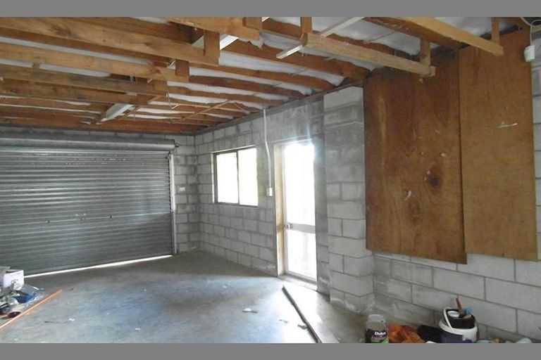 Photo of property in 52 Jandell Crescent, Bucklands Beach, Auckland, 2014