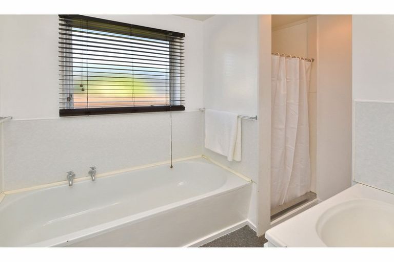 Photo of property in 2/36 Oldwood Street, Bishopdale, Christchurch, 8053