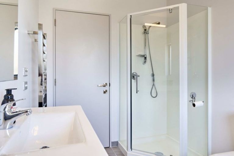 Photo of property in 114 Endeavour Drive, Whitby, Porirua, 5024