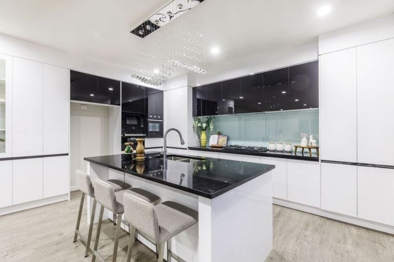 Photo of property in 8 Stella Maris Lane, Silverdale, 0932