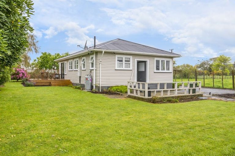 Photo of property in 449 Koputaroa Road, Koputaroa, Levin, 5575