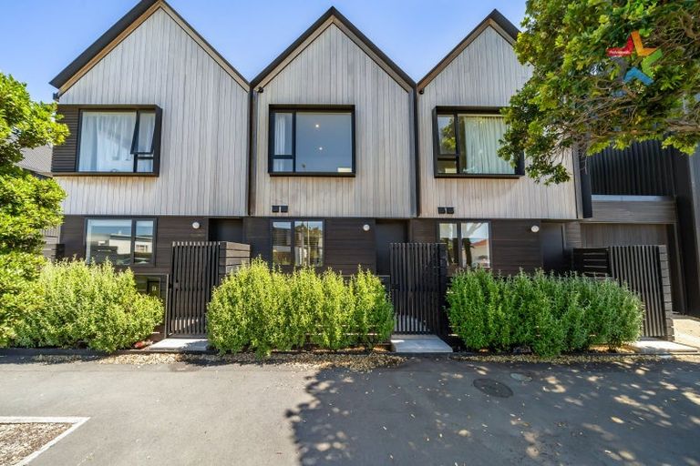 Photo of property in 17b Cuba Street, Petone, Lower Hutt, 5012